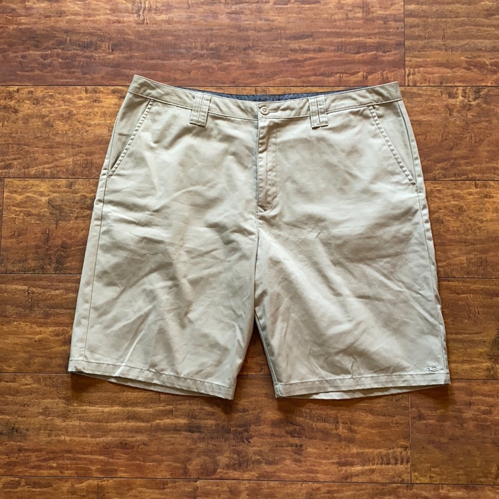O’Neill khaki shorts